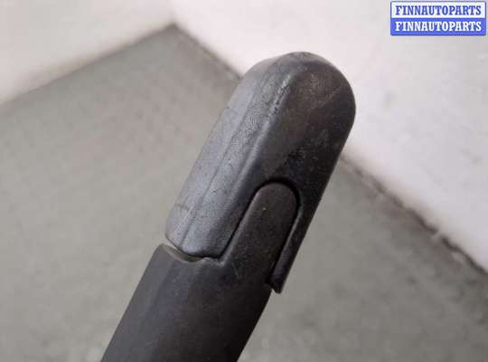 купить Щеткодержатель на Toyota Corolla E12 2001-2006