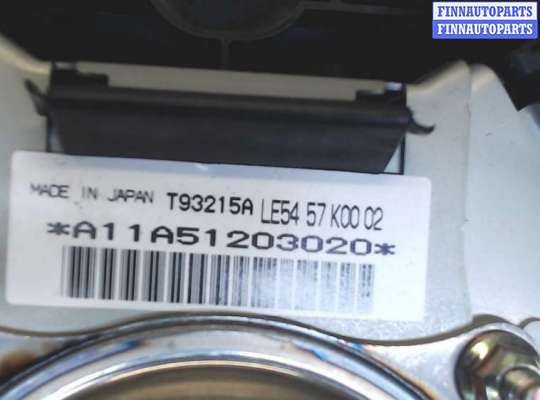 Подушка безопасности водителя MZ363077 на Mazda MPV 1999-2005