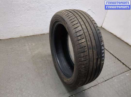 Шина VL569125 на Volvo S40 2004-2012