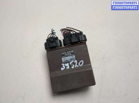 Блок управления форсунками TT958256 на Toyota Corolla E12 2001-2006