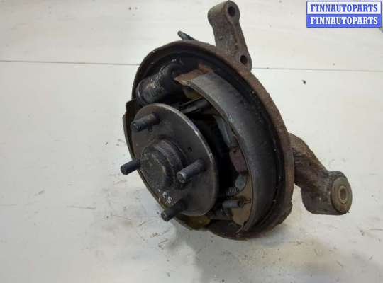 Кулак подвески на Suzuki Liana
