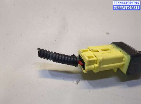 купить Датчик удара на Toyota Camry V40 2006-2011