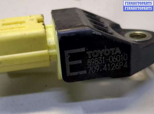 купить Датчик удара на Toyota Camry V40 2006-2011