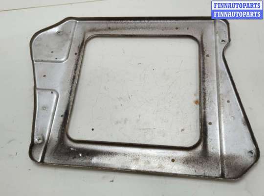 купить Кронштейн радиатора на Nissan X-Trail (T30) 2001-2007