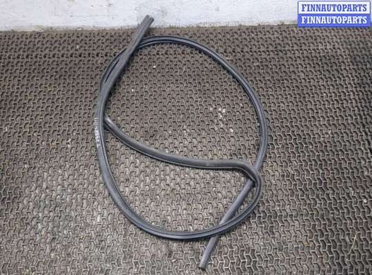 купить Уплотнитель на Nissan X-Trail (T30) 2001-2007