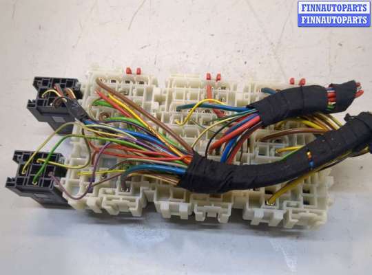 купить Блок предохранителей на Land Rover Discovery Sport 2014-2022