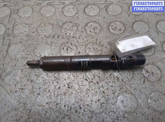Купить Форсунка топливная на Renault Clio 2009-2012 Форсунка топливная RN1585784 на Renault Clio 2009-2012