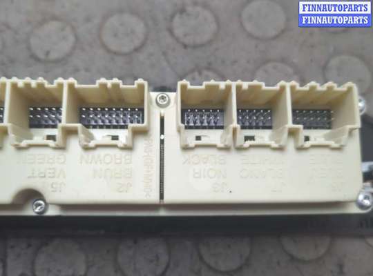 купить Кнопка стеклоподъемника (блок кнопок) на Chevrolet Tahoe 2006-2014