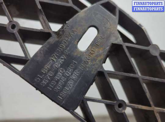 купить Усилитель бампера на Ford Escape 2000-2006