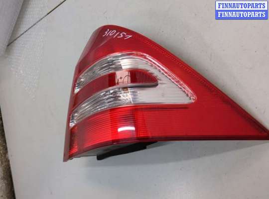 Купить Фонарь (задний) на Mercedes C W203 2000-2008 Фонарь (задний) MB1732066 на Mercedes C W203 2000-2008