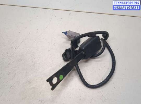 купить Замок ремня безопасности на Toyota Avensis 2 2003-2008