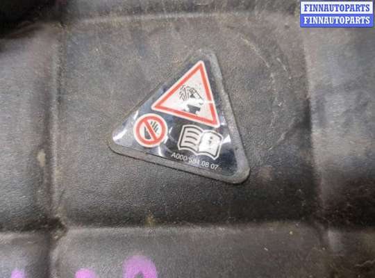 купить Бачок расширительный на Mercedes ML W166 2011-2015