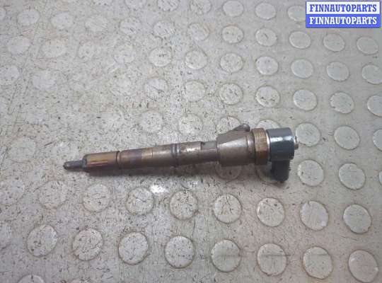 Форсунка топливная OP2348174 на Opel Zafira C 2011-2019