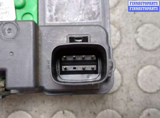 купить Замок двери на Volvo XC90 2002-2014