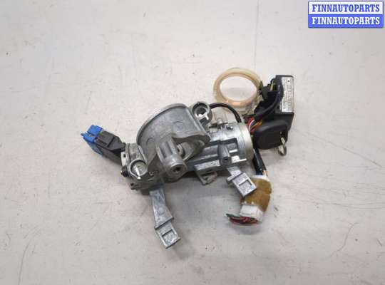 Замок зажигания MT574458 на Mitsubishi Pajero / Montero 2000-2006