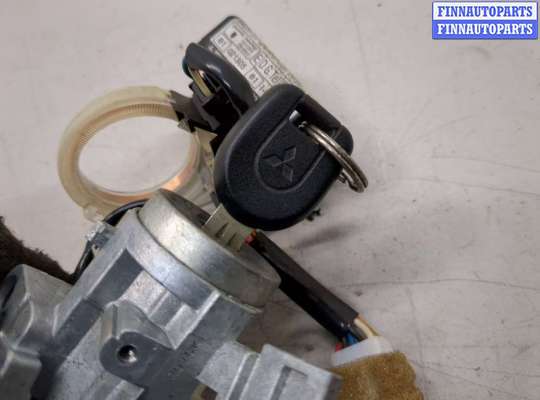 купить Замок зажигания на Mitsubishi Pajero / Montero 2000-2006