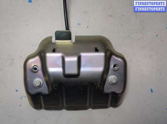 купить Кнопка открывания багажника с крышки на Chevrolet Trax 2013-2016