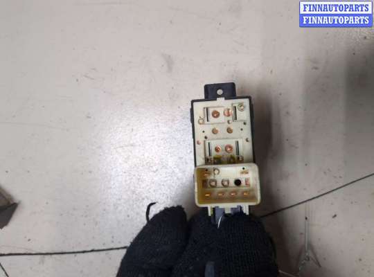 купить Кнопка стеклоподъемника (блок кнопок) на Opel Antara 2006-2015