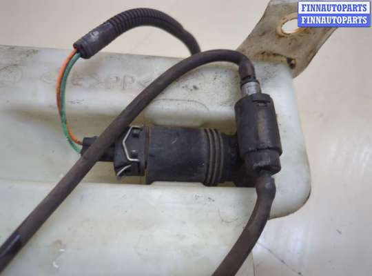 купить Бачок омывателя на Nissan Note E11 2005-2013