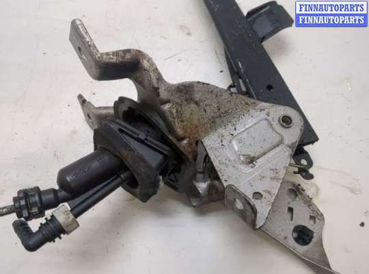 купить Педаль сцепления на Ford Focus 2 2008-2011