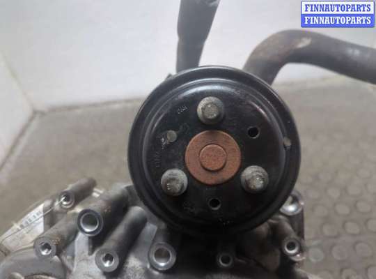 Крышка двигателя боковая на Ford Focus III