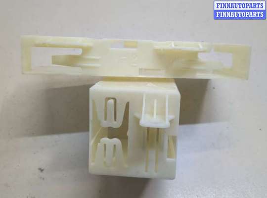 купить Кронштейн блока управления на BMW X5 E70 2006-2013