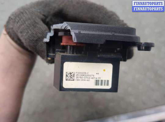 купить Кнопка стеклоподъемника (блок кнопок) на Acura RDX 2006-2013