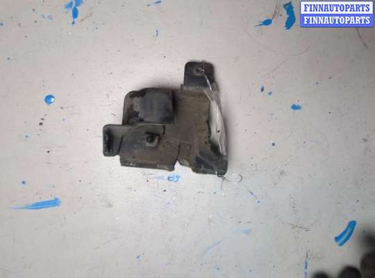 купить Заглушка (решётка) бампера на Nissan Note E11 2005-2013