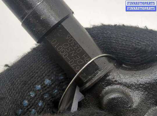 купить Форсунка топливная на Toyota Corolla E12 2001-2006