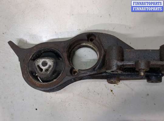 купить Кронштейн полуоси на Citroen C4 2004-2010