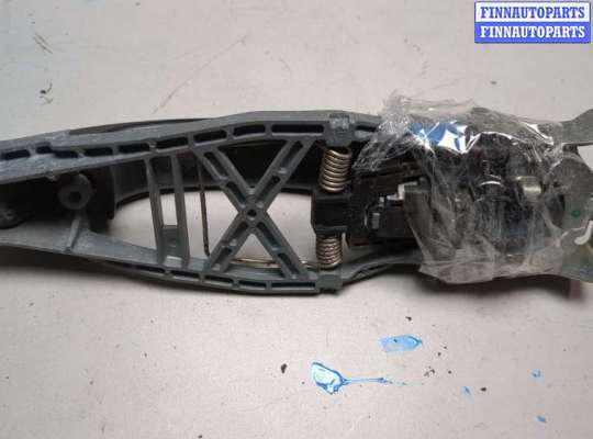 Ручка двери наружная на Volkswagen Touran I (1T)