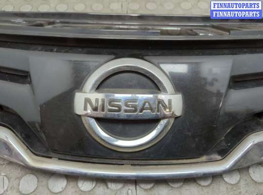 купить Решетка радиатора на Nissan Note E11 2005-2013