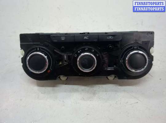 Блок управления печкой на Skoda Octavia (1Z, A5)