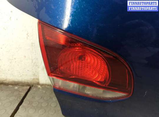 Крышка багажника на Volkswagen Golf VI (5K)