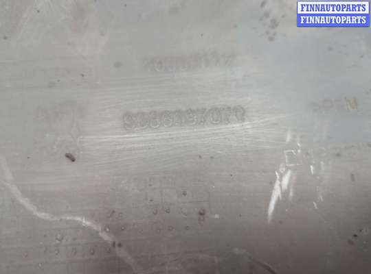 купить Накладка замка капота на Peugeot 508 2010-2018