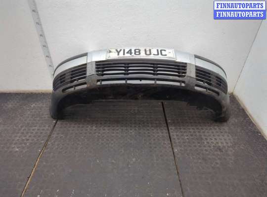 купить Заглушка (решётка) бампера на Volkswagen Passat 5 2000-2005