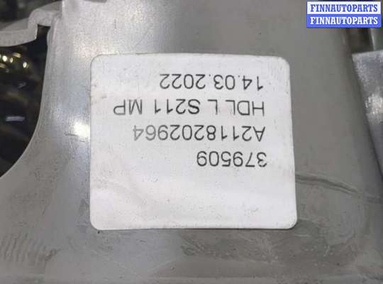 купить Фонарь крышки багажника на Mercedes E W211 2002-2009