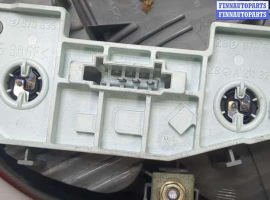 купить Фонарь крышки багажника на Mercedes E W211 2002-2009