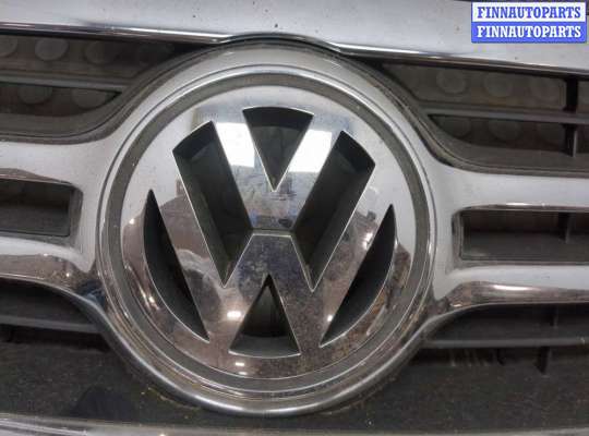 купить Решетка радиатора на Volkswagen Tiguan 2007-2011