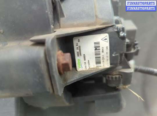 купить Заглушка (решётка) бампера на Nissan Qashqai 2006-2013