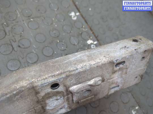 купить Усилитель бампера на Nissan Note E11 2005-2013