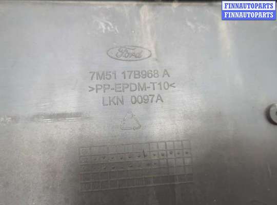 купить Заглушка (решётка) бампера на Ford C-Max 2002-2010