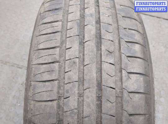 Шина VL503252 на Volvo V50 2004-2012