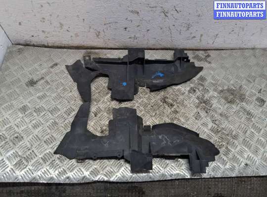 Пластик кузовной AU1733974 на Audi Q7 2005-2015