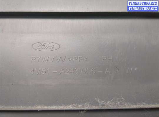 купить Обшивка центральной стойки на Ford Focus 2 2005-2008