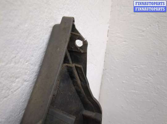 купить Заглушка (решётка) бампера на Volkswagen Crafter 2006-2016