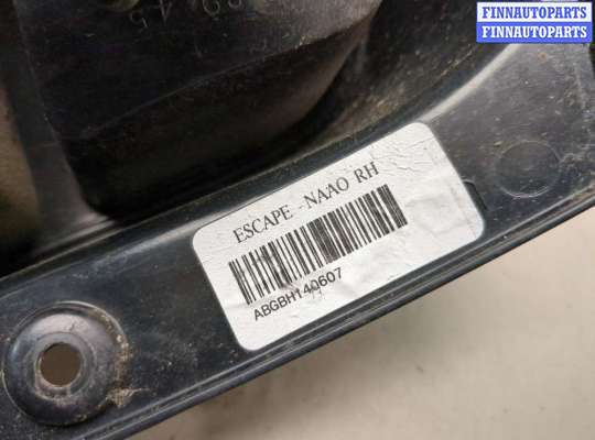 купить Фонарь (задний) на Ford Escape 2000-2006