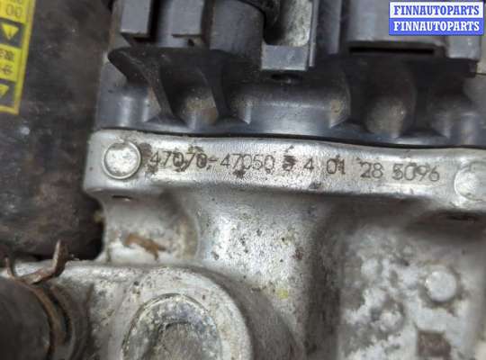 купить Блок АБС, насос (ABS, ESP, ASR) на Toyota Prius 2009-2015