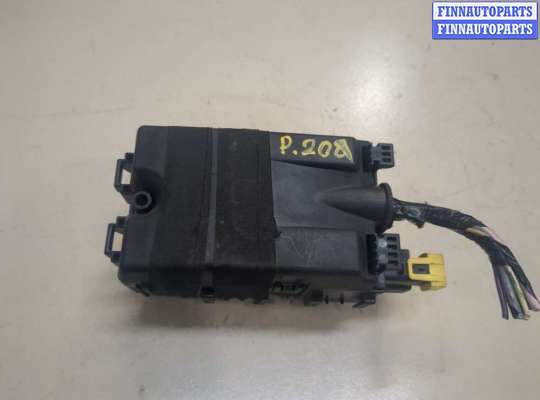 Блок предохранителей PG1115267 на Peugeot 208 2012-2019