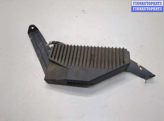 Усилитель звука VL561919 на Volvo V70 2000-2007